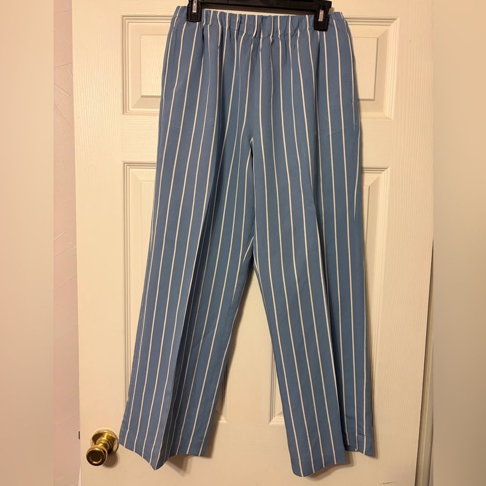 Jenni Kayne Bianca pants in a vintage blue stripe pattern.